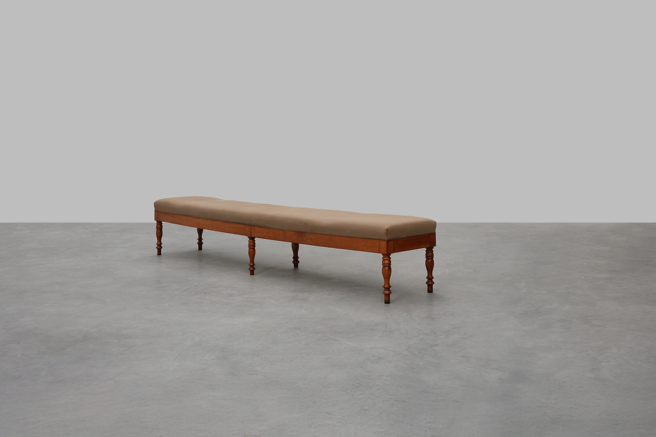 Elegant 19th Century Bench with Six Turned Legs, circa 1840thumbnail